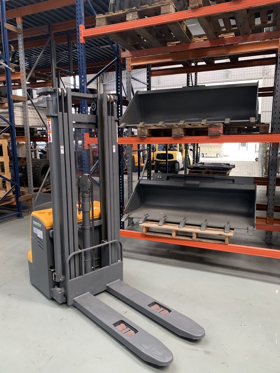 Empilhadeira Paleteira - All Work - 1545-II